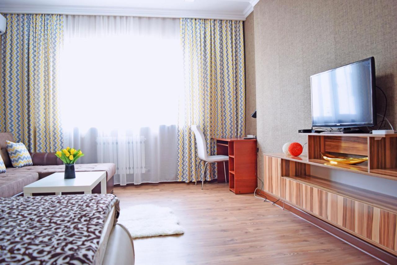 Bishkek Sunny Apartment In The Center Εξωτερικό φωτογραφία